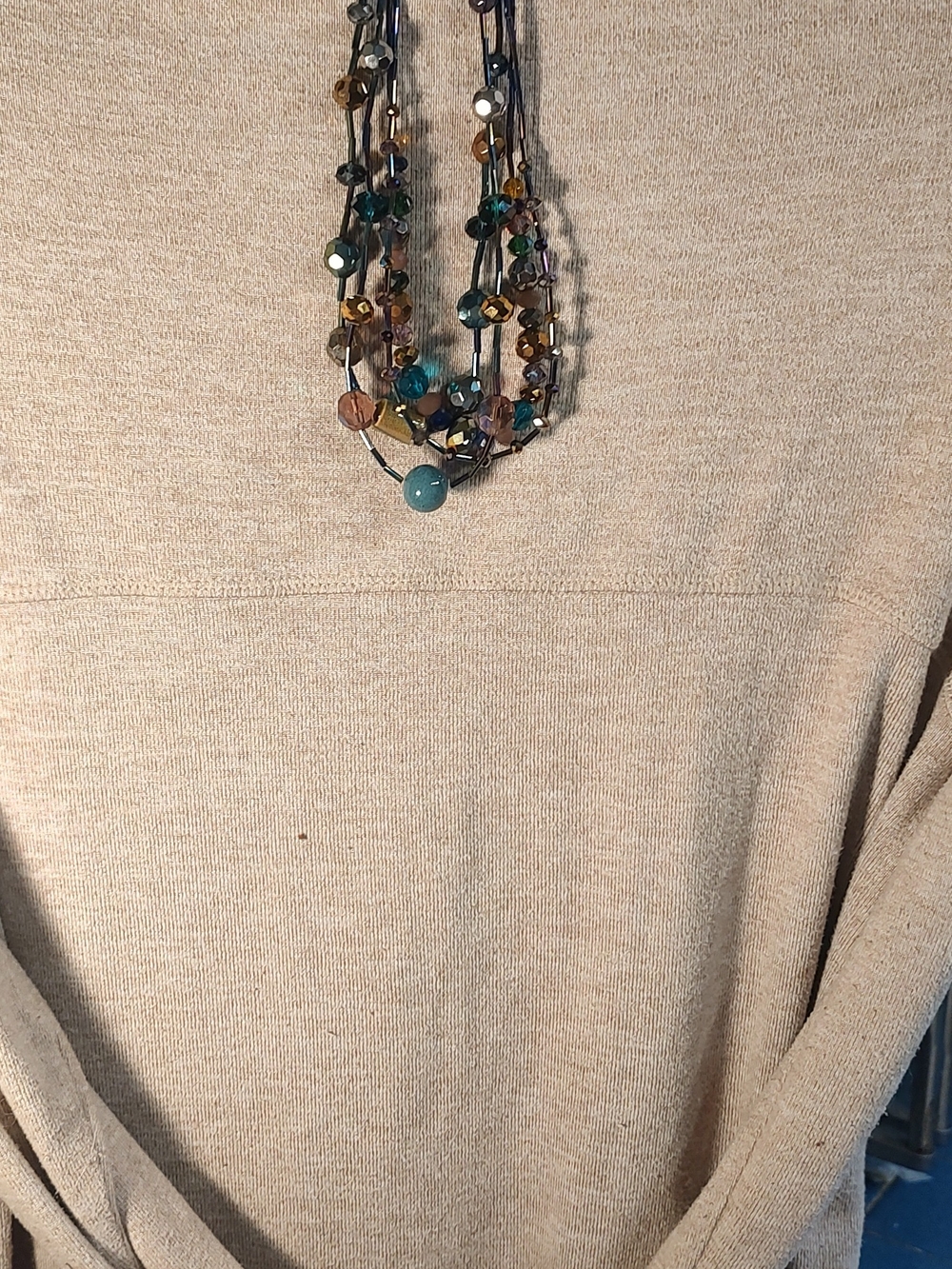 Ladies Elegant 4 Strand Necklace With Glass Beads